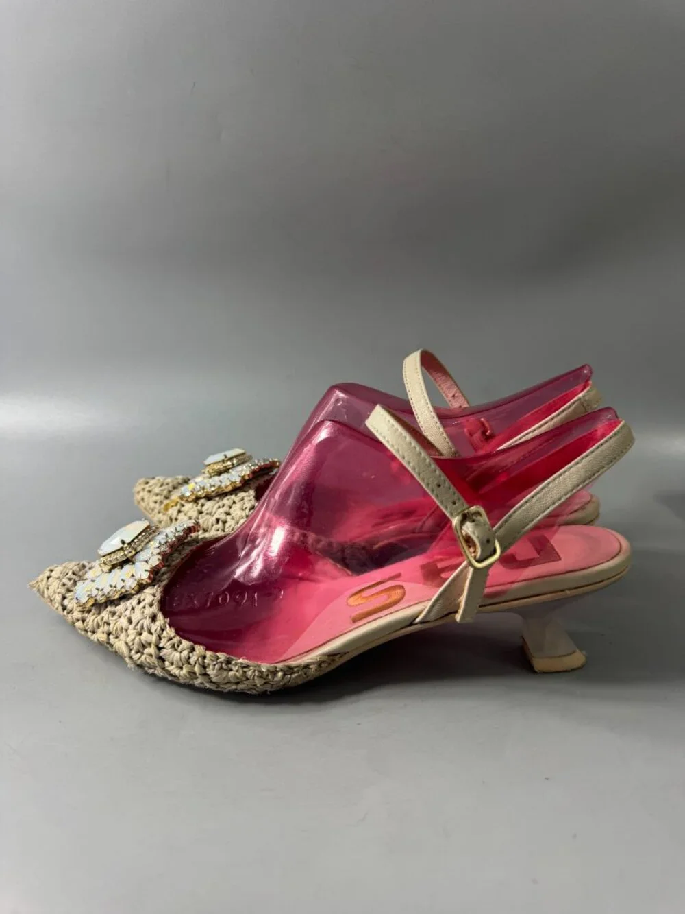 RAS BEIGE RAFFIA PUMP WITH ORNAMENT, Size 37.5